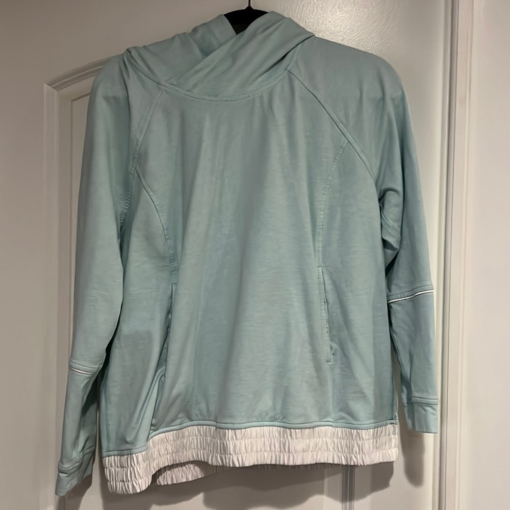 Lululemon hooded sweatshirt size 12